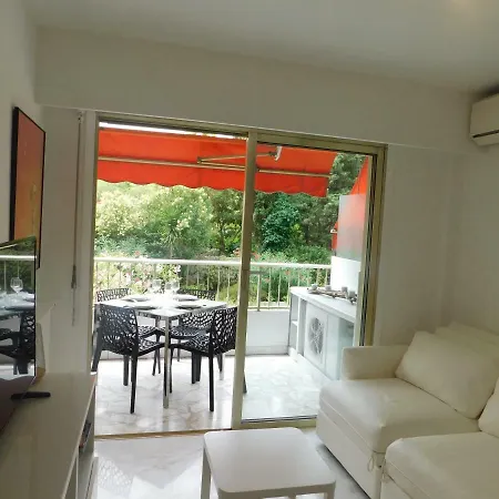T2, Le Navarre, Cannes, Avec Climatisation Et Parking Prive Apartment Cannes